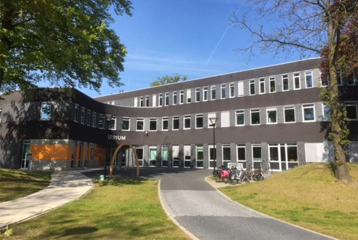 Atrium voorkant buiten